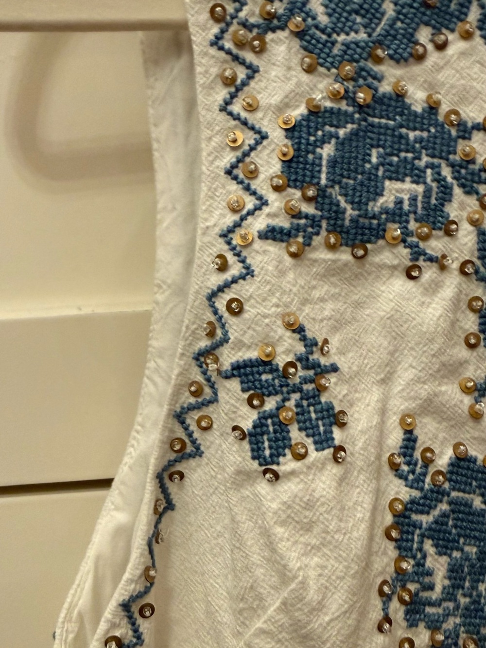 FP Free People White Sleeveless Embroidered Shift Dress with Beading/Blue Detail - Picture 4 of 8
